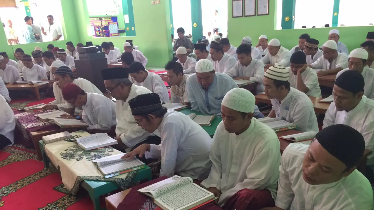 Napi di Cirebon Khatam Alquran Serentak