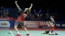 Kevin Sanjaya / Marcus Fernaldi Gideon melawan Hendra Setiawan / Mohammad Ahsan pada final ganda putera Indonesia Open 2019. The Minions menang mudah 2 gim dengan skor 21-19 21-16 di Istora Senayan, Jakarta, Minggu (21/7/2019). (Bola.com/Peksi Cahyo)