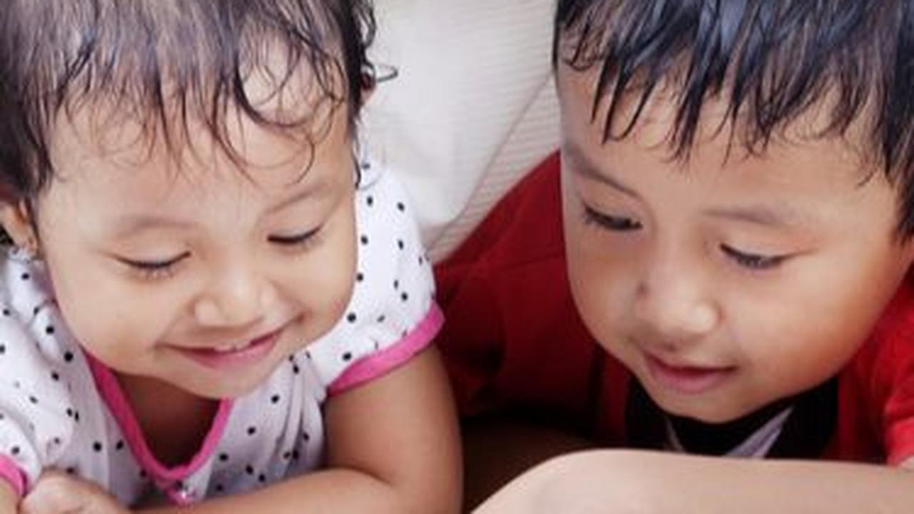 9. Jangan Memaksa atau Menekan Anak
