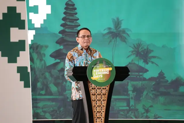 Kepala Eksekutif Pengawas Lembaga Pembiayaan, Perusahaan Modal Ventura, Lembaga Keuangan Mikro dan Lembaga Jasa Keuangan Lainnya (PVML) OJK Agusman, dalam acara Fintech Lending Days di Denpasar, Bali, Jumat.