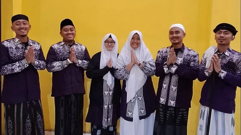 Lima bersaudara asal Tuban berangkat haji bersama. (Foto: Kemenag Jatim)