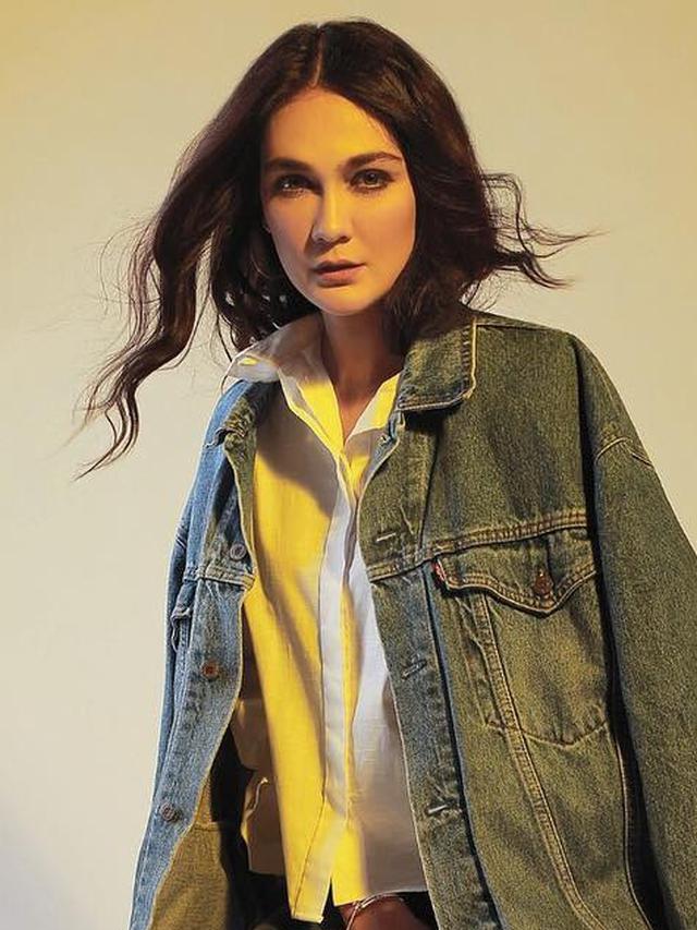 Selain Ponytail Cek 5 Gaya Rambut  Luna  Maya  yang Anti 