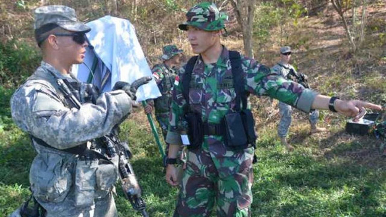 Aksi prajurit Kostrad dan US Army latihan bareng di Sukabumi
