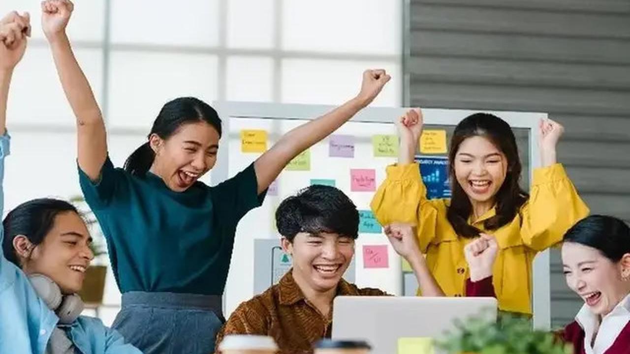 Tanda-Tanda Karakter Berkelas pada Perempuan Sederhana yang Mengesankan