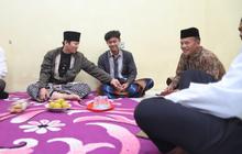 Mas Ipin Serahkan Santunan Rp223 Juta ke Keluarga Norjuwadi, Warga Tewas saat Cari Ikan di Pantai Ngampiran