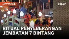 Perayaan ulang tahun dewa atau Sejit Kongco Ceng Gwan Cin Kun di Klenteng Tek Hay Kiong Kota Tegal, Jawa Tengah berlangsung meriah. Salah satu kegiatan dalam perayaan ini adalah ritual penyeberangan Jembatan Tujuh Bintang atau Pai Tou.