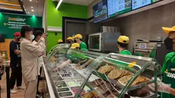 Dobrak Pakem, Subway Jadikan Kaca Bening Ladang Cuan
