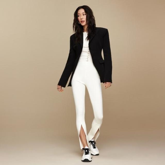 Peluncuran Koleksi Sepatu Sport Heritage yang Fokus pada Teknologi Kenyamanan dan Kreativitas.