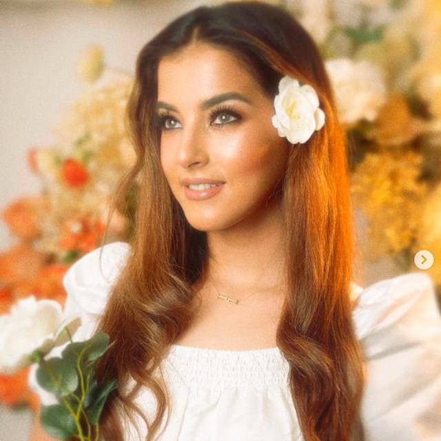 Tasya Farasya Dandan ala Rosalinda