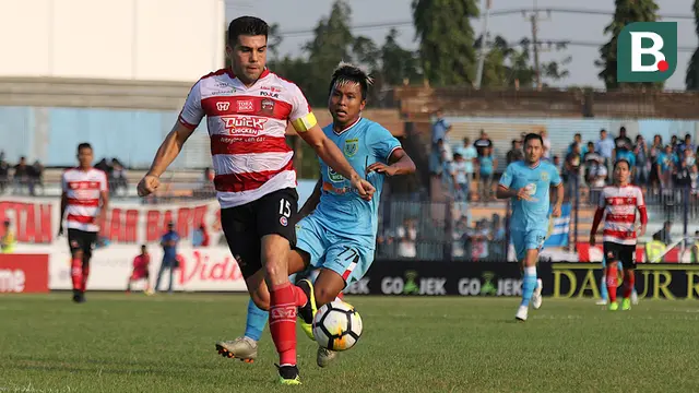 Persela Lamongan vs Madura United