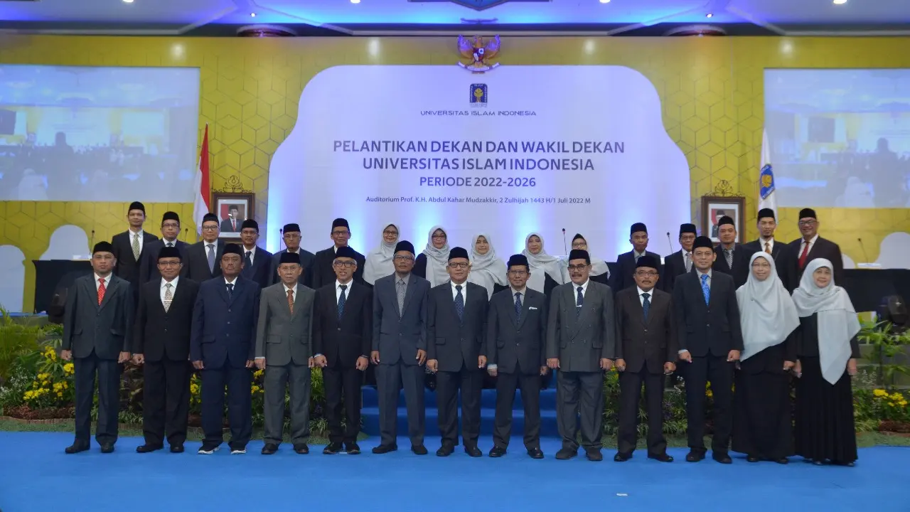 Pelantikan dekan UII