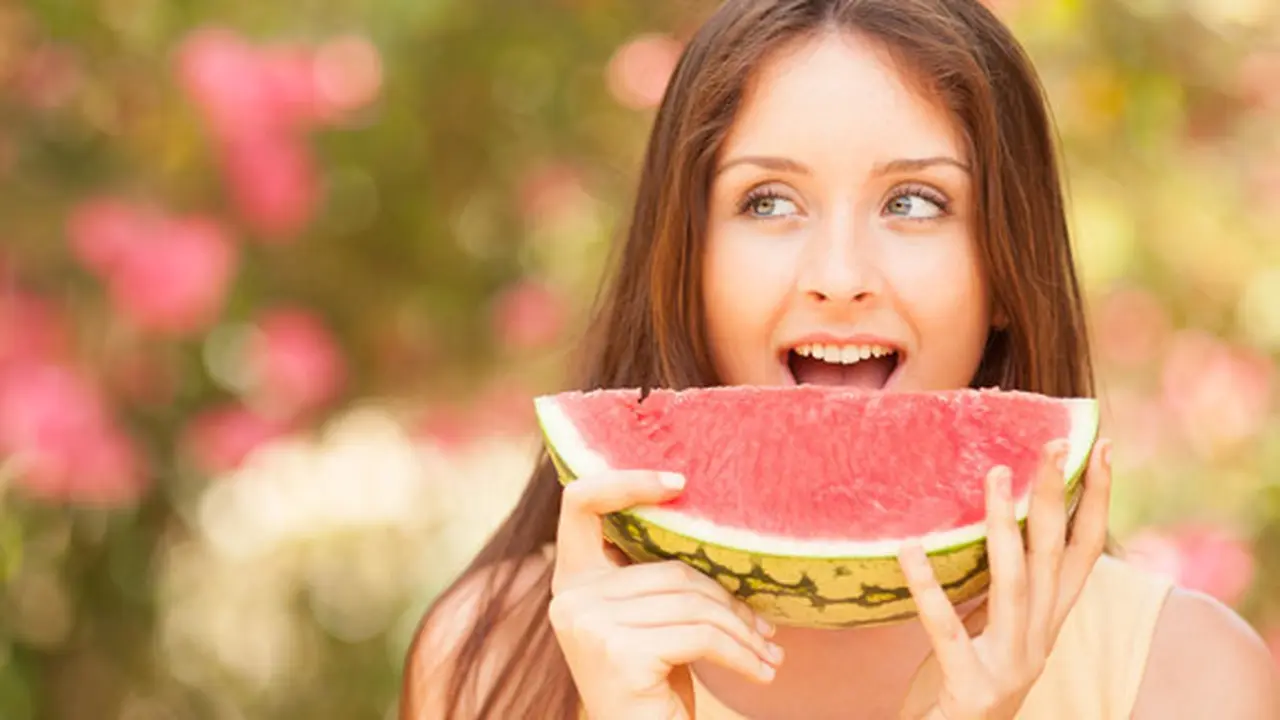 (c) shutterstock
