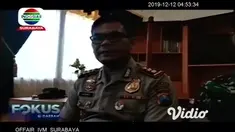 Pelaku penusukan terhadap IS anggota Reskrim Polres Pamekasan, pada Selasa (10/12) sudah menyerahkan diri. Motif penusukan lantaran dugaan hubungan perselingkuhan, antara korban dengan istri pelaku. Kini pelaku diserahkan ke Denpom V/4 Surabaya.