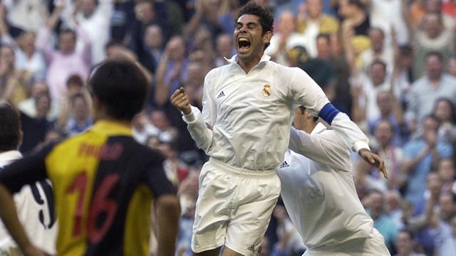 Foto: Mengagumkan, 5 Pemain Bek Tengah yang Pernah Catatkan Hat-trick