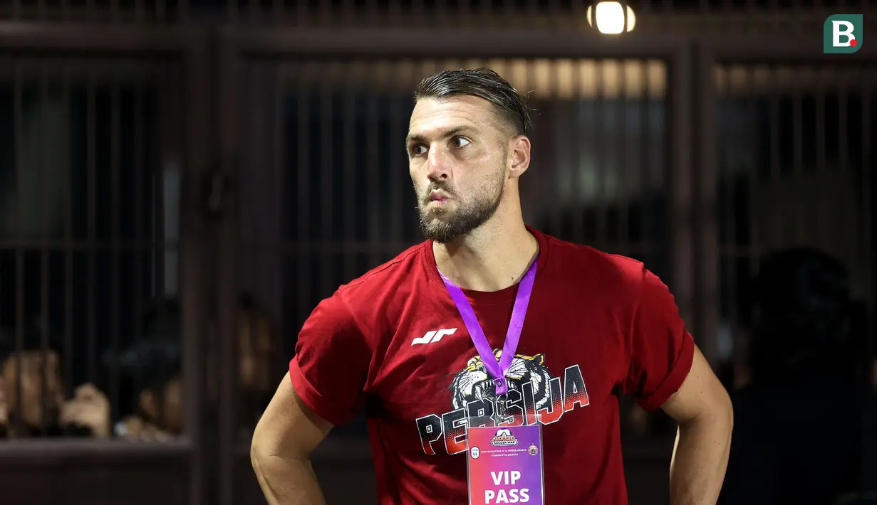 <p>Pemain Persija Jakarta, Marko Simic terlihat saat laga uji coba melawan Rans Nusantara yang berlangsung di Stadion PTIK, Jakarta, Rabu (21/06/2023). (Bola.com/M Iqbal Ichsan)</p>
