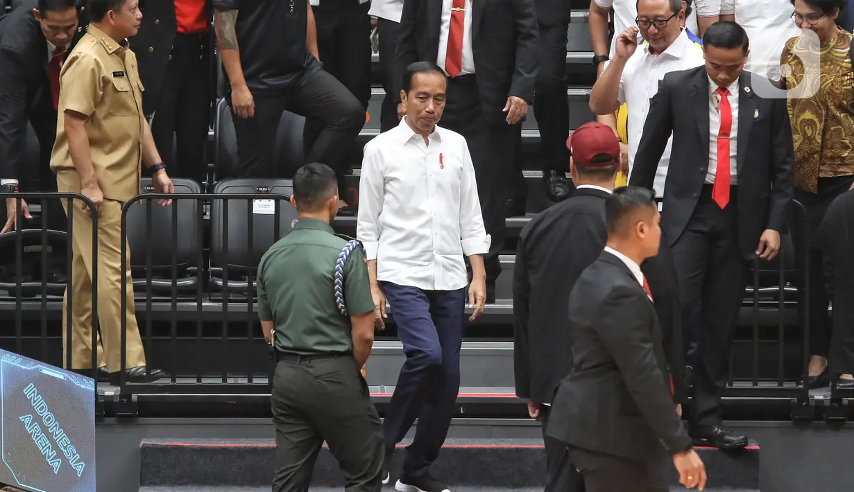 Acara peresmian turut dihadiri sejumlah menteri Kabinet Indonesia Bersatu seperti Menteri BUMN Erick Thohir, Menpora Dito Ariotedjo, Menparekraf Sandiaga Uno, Mendagri Tito Karnavian, Menteri Investasi Bahlil Lahadalia dan Menteri PUPR Basuki Hadimulyono. (Liputan6.com/Angga Yuniar)