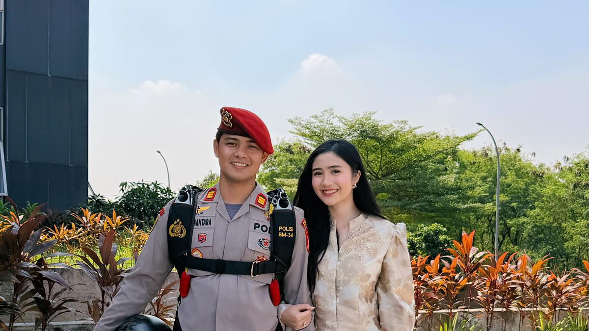 Febby Rastanty Dampingi Suami Rayakan HUT ke-80 Polri, Tenteng Tas Rp 35 Jutaan