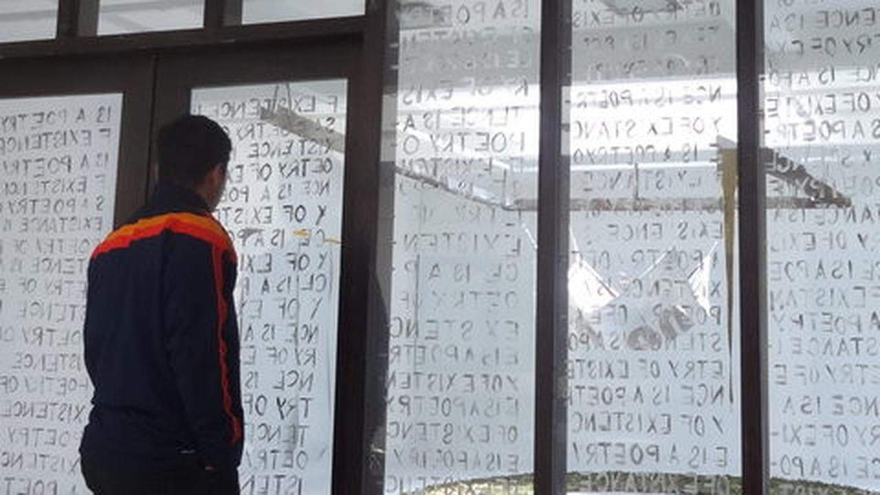 Instalasi bahan tambang nongkrong di IFI Bandung