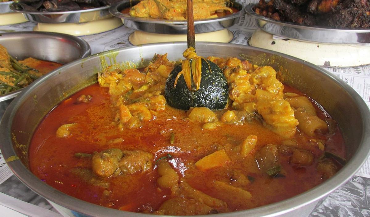 2. Resep Gulai Tunjang Padang Rumahan<br>