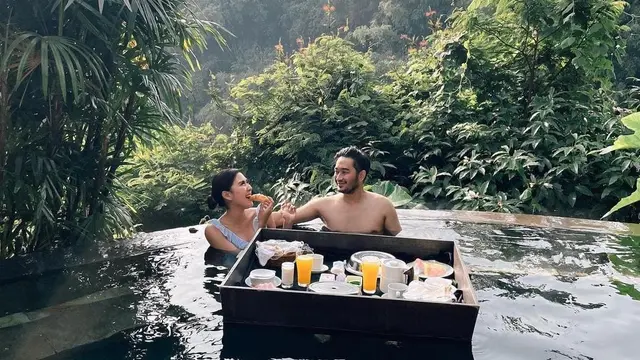 Syahnaz dan Jeje Govinda