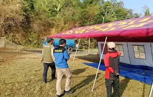 Kemensos Salurkan Bantuan untuk Warga Terdampak Kebakaran Kampung Adat Sukabumi
