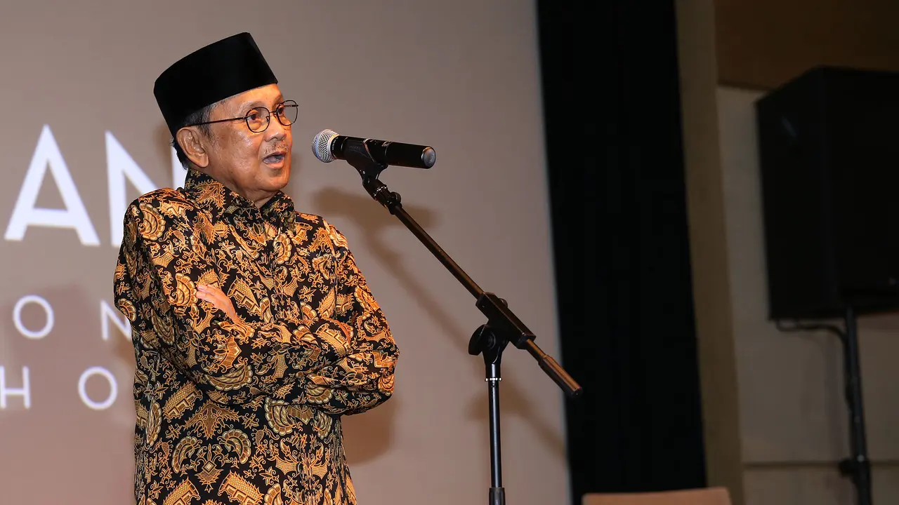 B.J Habibie