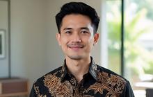10 Rekomendasi Model Baju Batik Pria Kombinasi Hitam yang Stylish untuk Kondangan