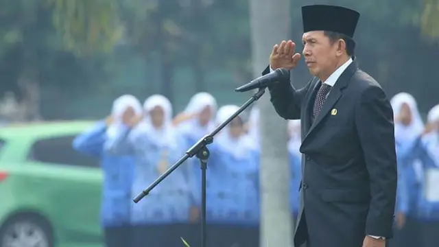 Wako Prabumulih akan Copot Jabatan PNS yang Ketahuan Merokok