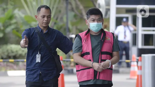 FOTO: KPK Periksa Tersangka Kasus Jiwasraya Heru Hidayat