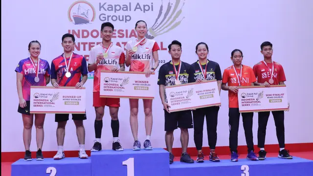 Dejan Ferdinansyah/Gloria Emanuelle Widjaja - PB Djarum - Indonesia International  2022 - Bulu Tangkis
