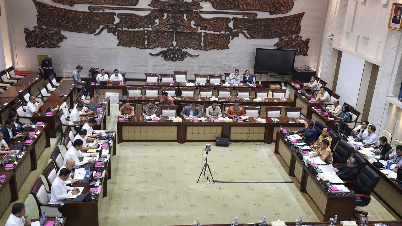 FOTO: Menkeu  Purbaya Pastikan BBM Bersubsidi Tidak Naik Hingga Akhir Tahun