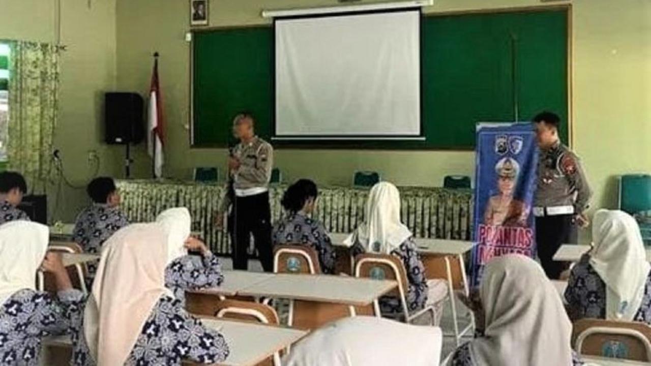 Polres Madiun Kota Perkuat Edukasi Keselamatan Berkendara Pelajar, Tekan Angka Kecelakaan