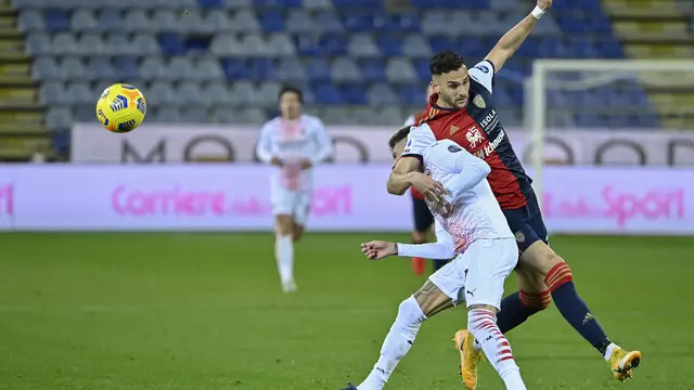 Zlatan Ibrahimovic Menggila Bikin 2 Gol, AC Milan Bungkam Cagliari