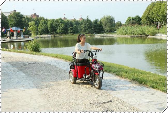 Wang Yuan, gadis 19 tahun tanpa kaki yang tangguh dan mandiri | Photo: Copyright shanghaiist.com