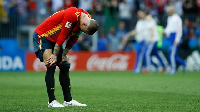 Spanyol Kalah dengan Kepala Tegak