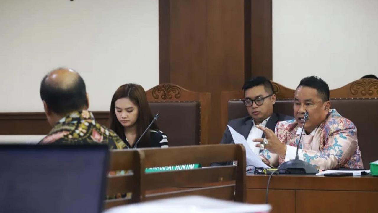 FOTO Mantan Kepala PPATK Jadi Saksi Ahli Sidang CMNP