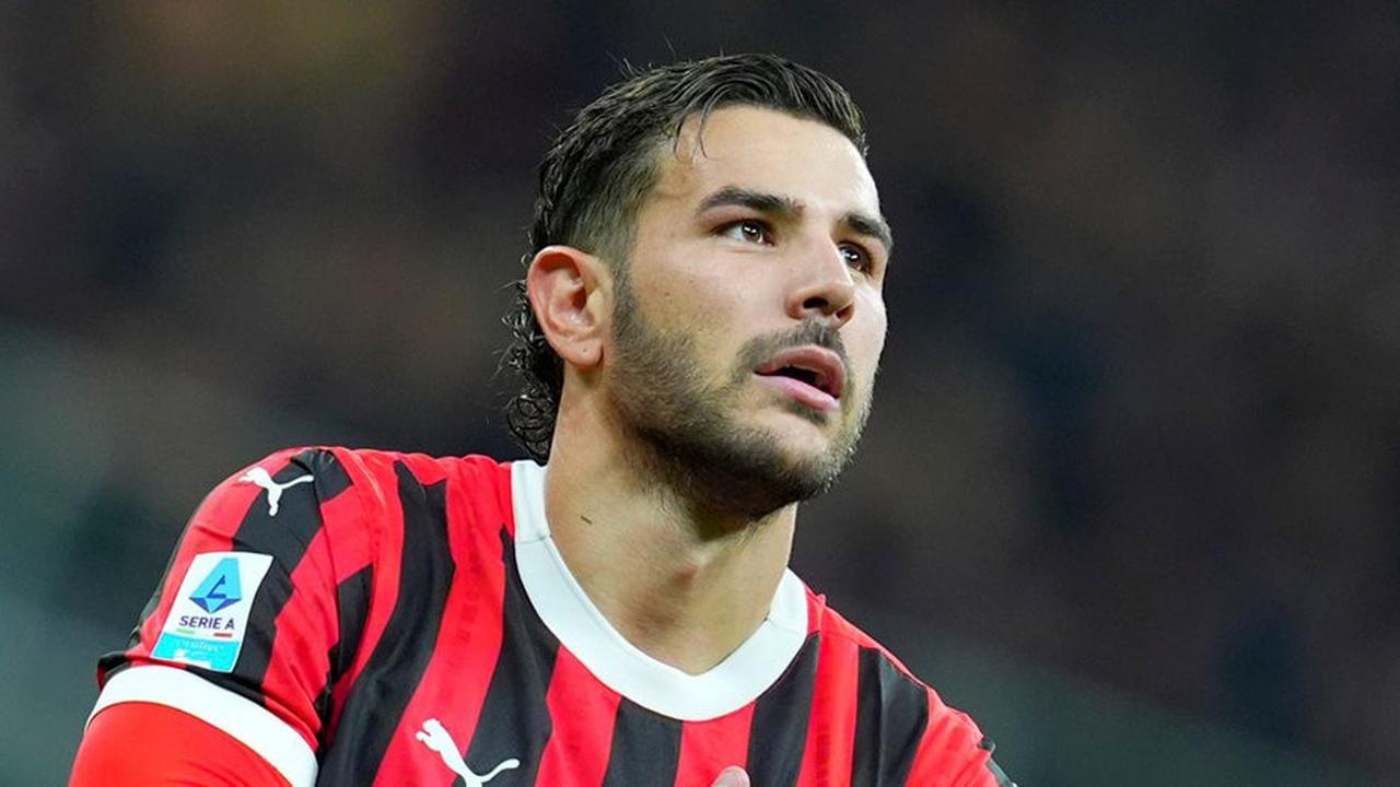 Bukan ke MU, Theo Hernandez Bakal Gabung Manchester City?