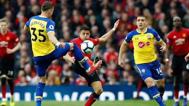 Lukaku Dua Gol, MU Menang Tipis Atas Southampton