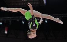 FOTO: Momen Gemilang Angelina Melnikova  Meraih Emas di Kejuaraan Dunia Gimnastik 2025