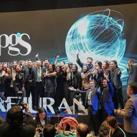 Rejuran Indonesia raih penghargaan top global distributor untuk ketiga kalinya di PharmaResearch Global Symposium 2025 di Korea Selatan.