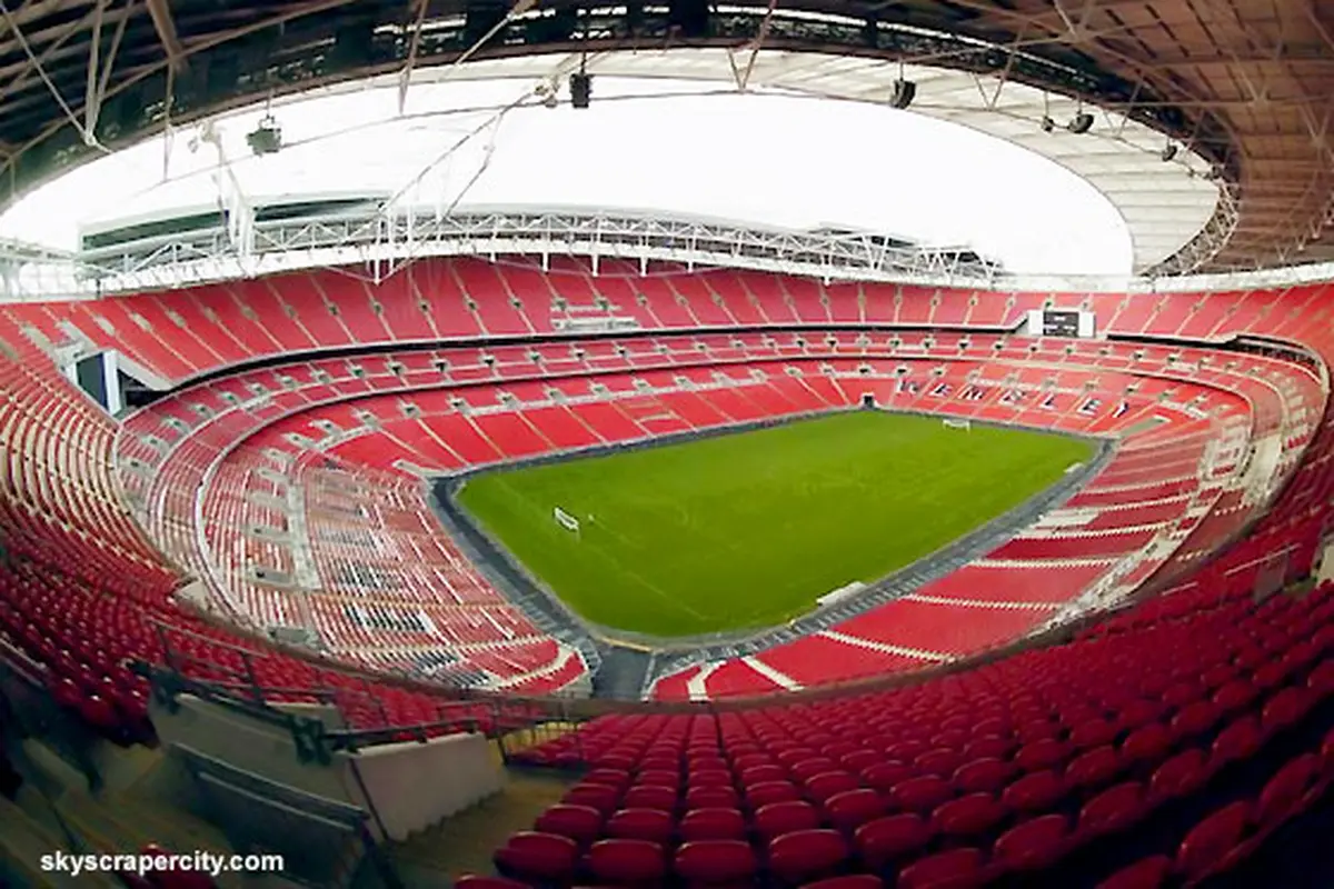 wembley-130809b.jpg