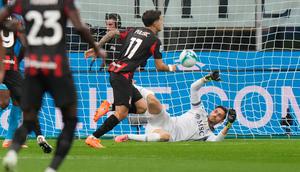 Winger AC Milan, Christian Pulisic merayakan golnya ke gawang Napoli, Senin (29/9/2025) (AP Photo/Luca Bruno)
