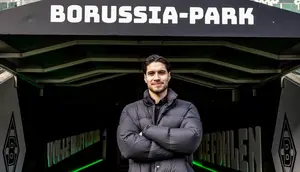Bek Timnas Indonesia, Kevin Diks, yang memperkuat Copenhagen FC resmi gabung klub Bundesliga, Borussia Monchengladbach, mulai musim depan. Kepastian transfer itu diumumkan Minggu (26/1/2025). (X/Borussia Gladbach)