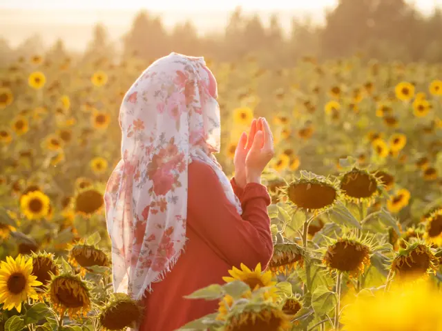 Agar Terhindar Dari Perasaan Cemas Dan Gelisah Baca Doa Ini Lifestyle Fimela Com