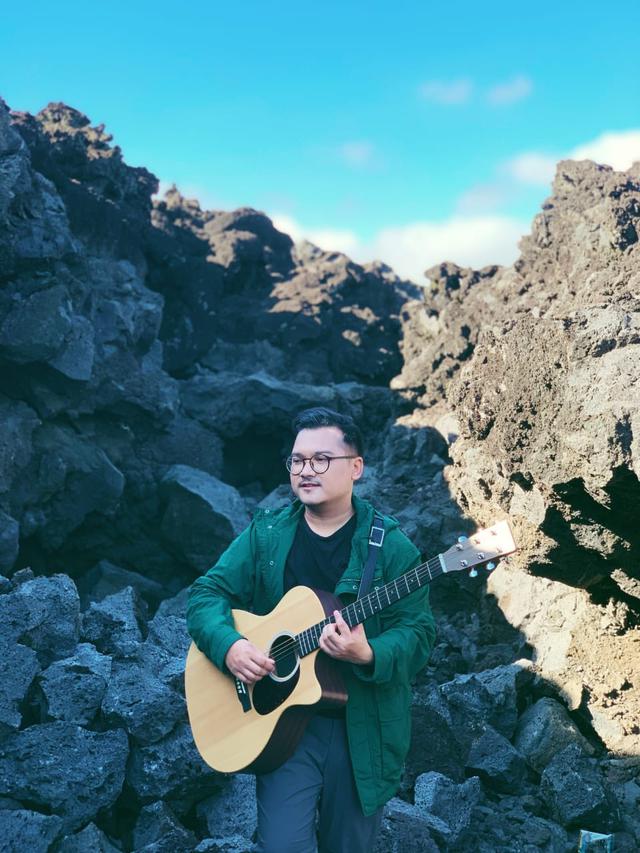 Darryl Wezy Luncurkan Video Klip Bernuansa Keindahan Alam Bali Showbiz Liputan6 Com