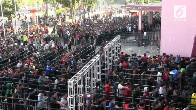 VIDEO: Piala AFF U-16, Antrean Tiket Indonesia Vs Malaysia Membludak