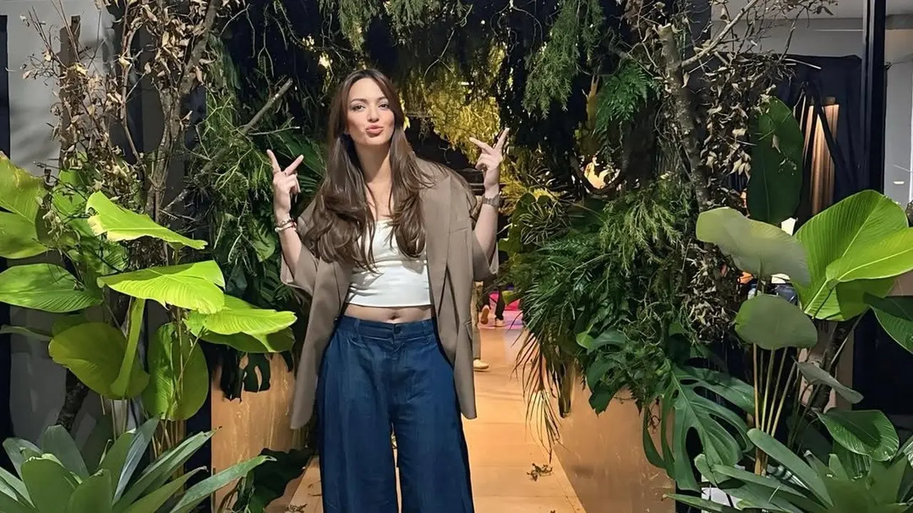 6 Model Gelang Manik Sederhana ala Nia Ramadhani, Tampak Simpel tapi Bikin Kesan Mewah