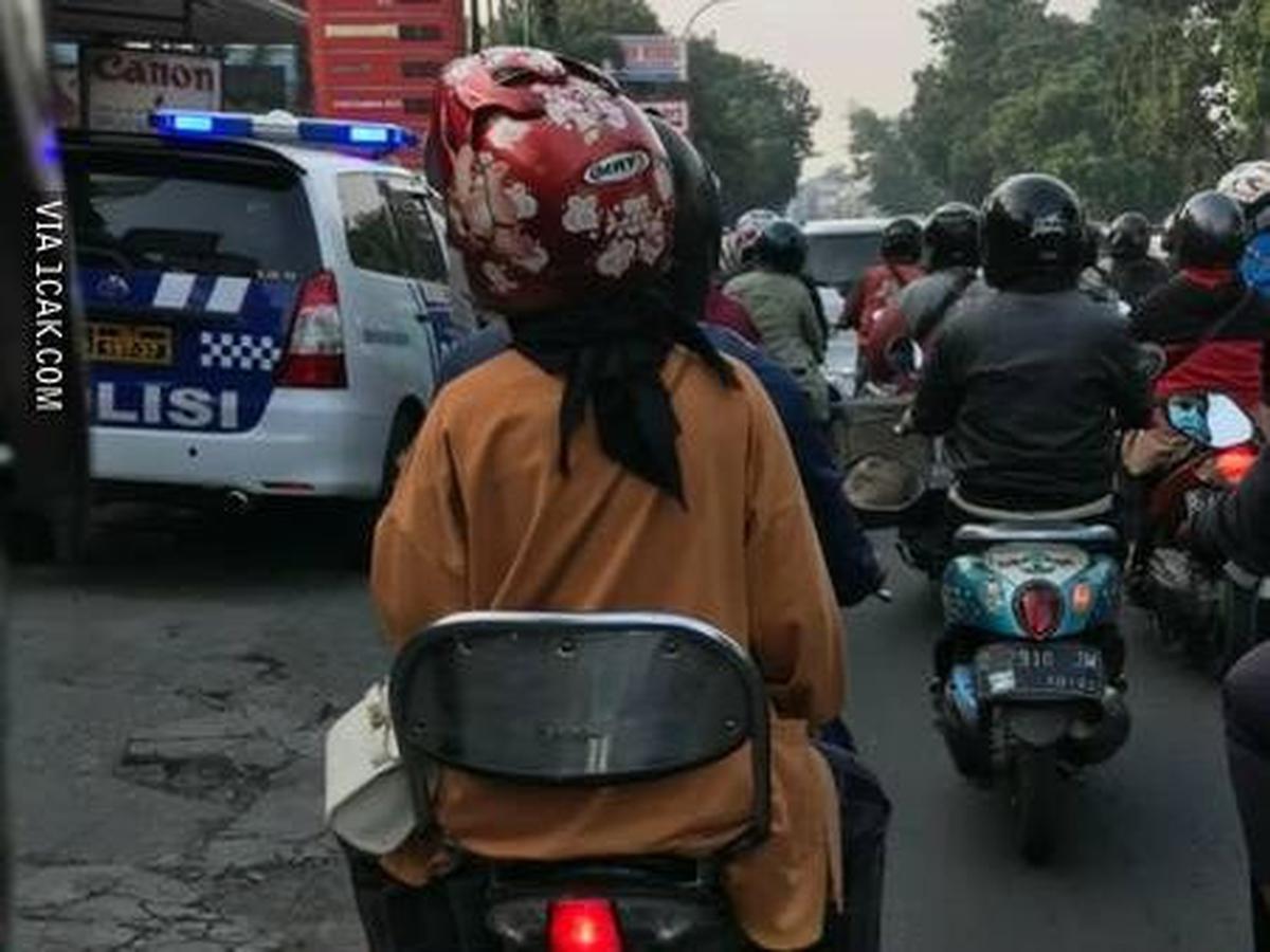 <b>10. Membuat Tempat Duduk Sendiri</b>