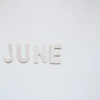 Juni | unsplash.com/@glencarrie