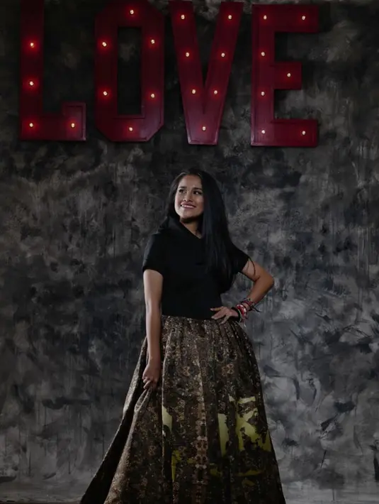 Di kawasan Kapten Tendean, Jakarta Selatan, Chika membenarkan penampakan tersebut. Meskipun ia mengakui tidak melihat langsung penampakan tersebut. Dan enggan berkomentar banyak. (Instagram/cqawaode)